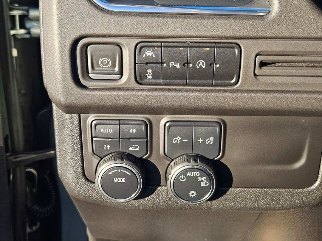 2023 Chevrolet Tahoe LT - Image 26