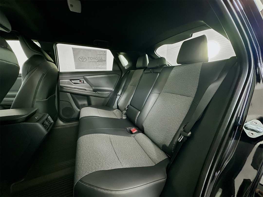 2026 Toyota Bz XLE Plus - Image 24