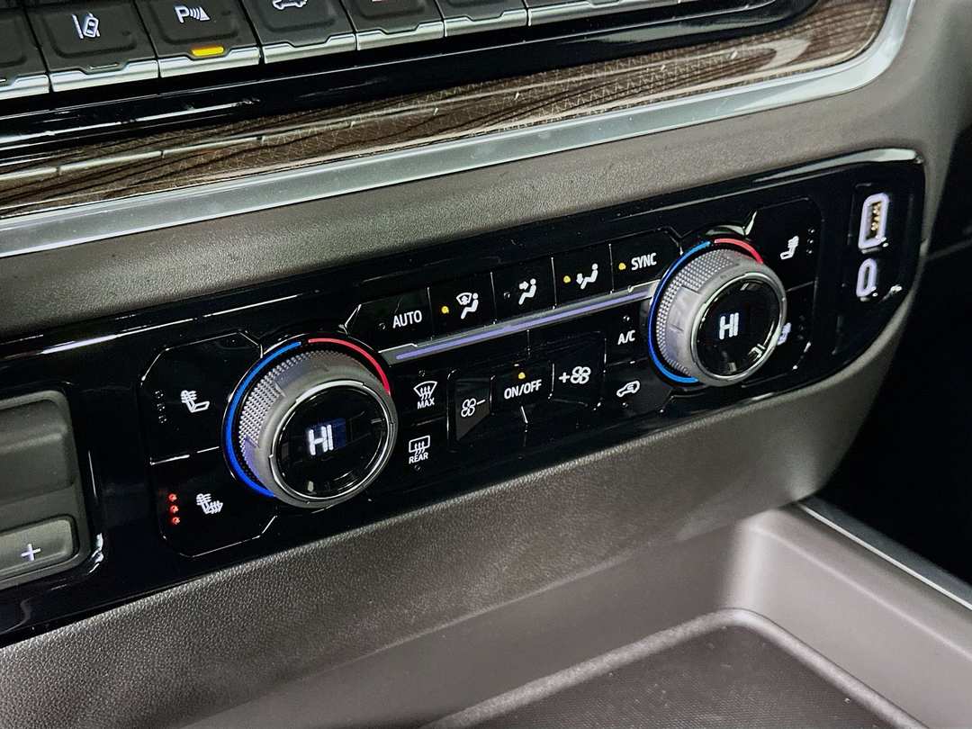 2025 Chevrolet Silverado 2500Hd LT - Image 17