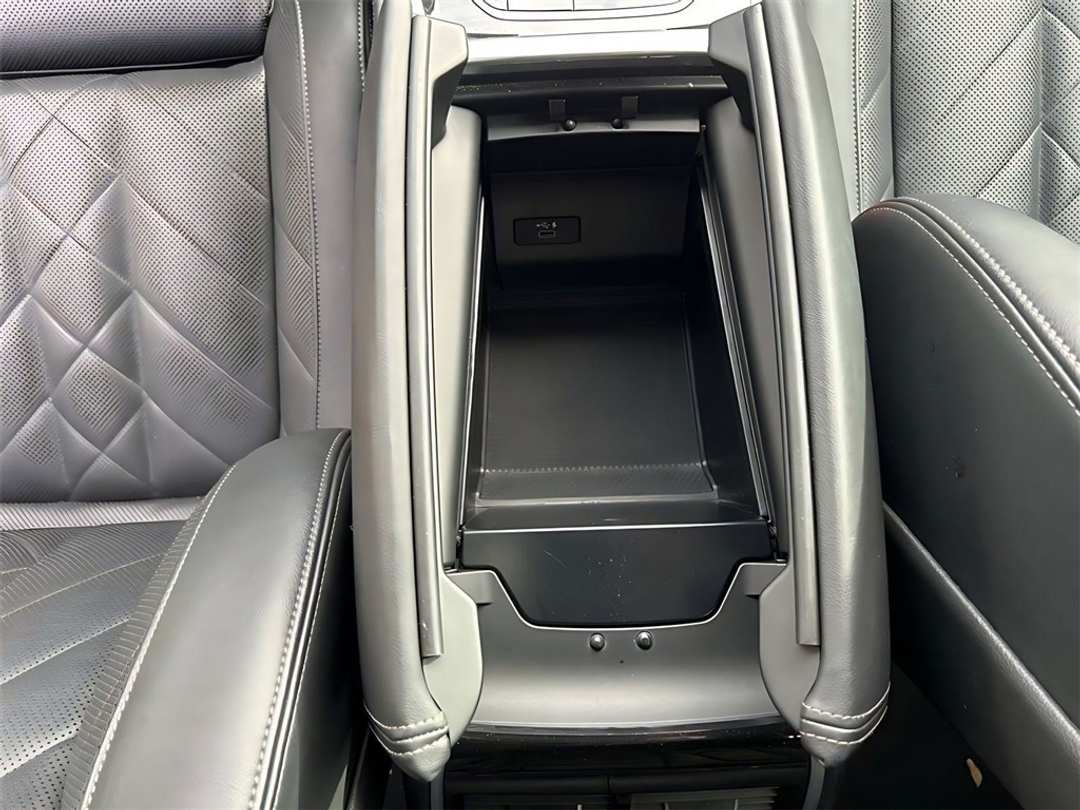 2023 BMW X5 xDrive40i - Image 20