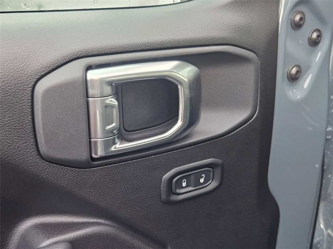 2026 Jeep Wrangler Sport - Image 11