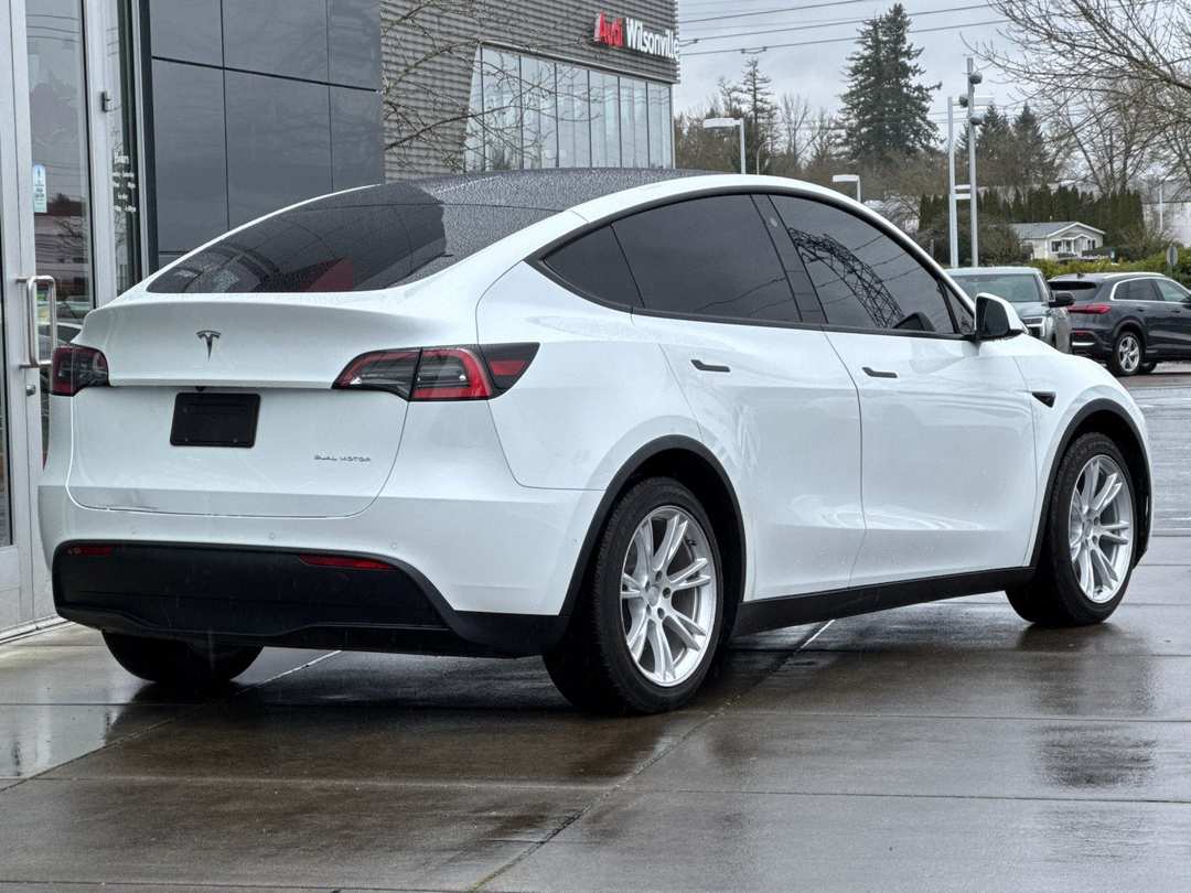2021 Tesla Model Y Long Range - Image 3