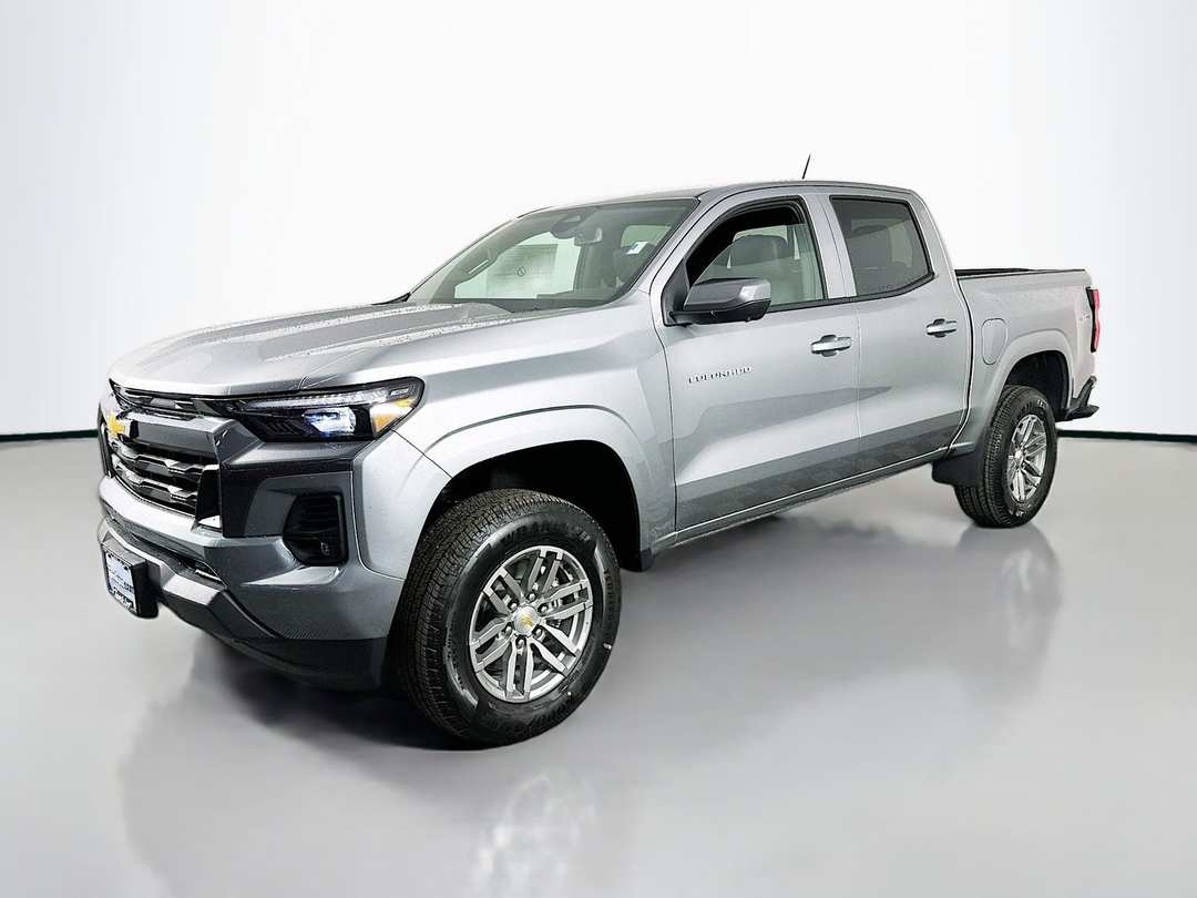 2026 Chevrolet Colorado LT - Image 3