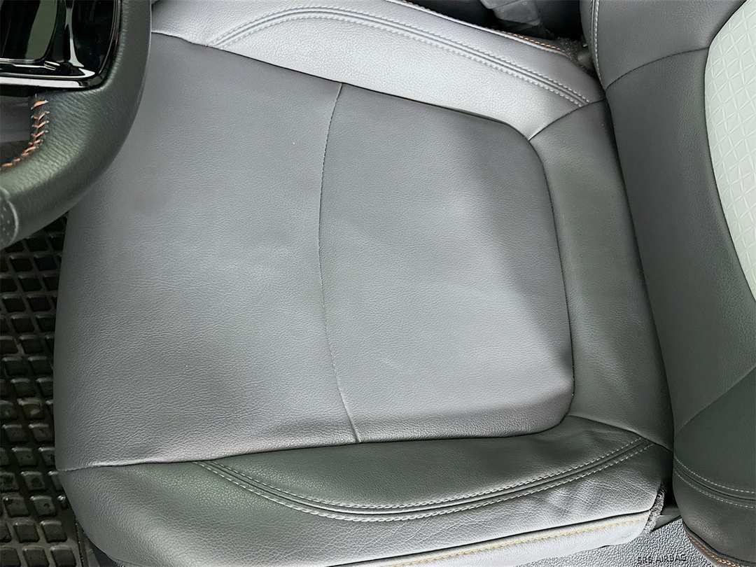 2022 Toyota Sienna XSE - Image 19