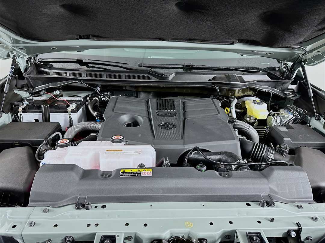 2026 Toyota Tundra SR5 - Image 29