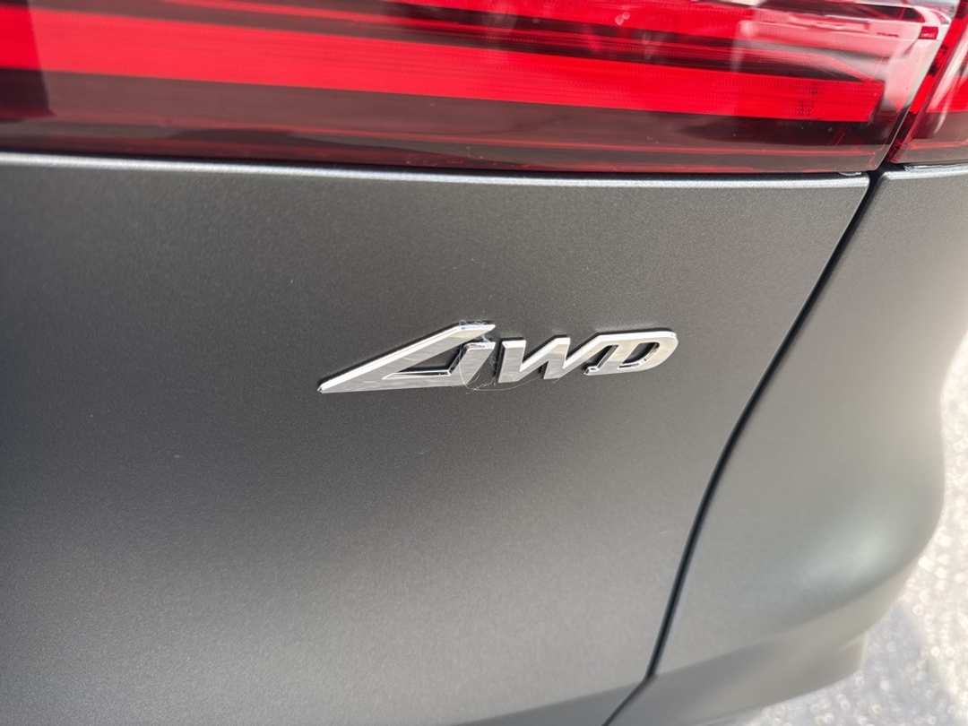 2026 Genesis Gv70 2.5T Sport Prestige - Image 11