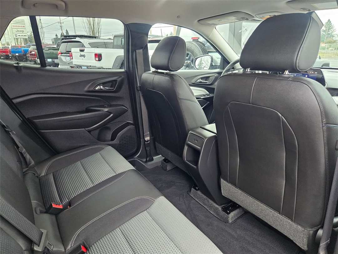 2026 Chevrolet Trax LT - Image 32