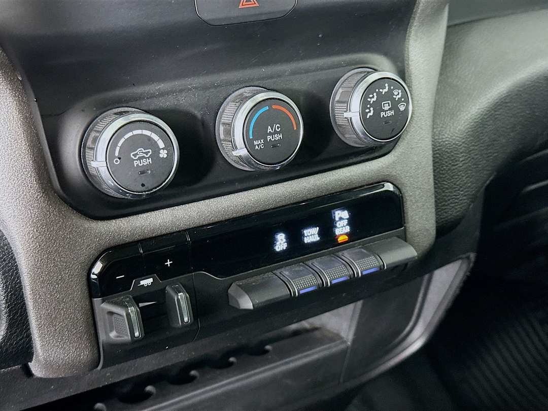 2019 Ram 2500 Tradesman - Image 16