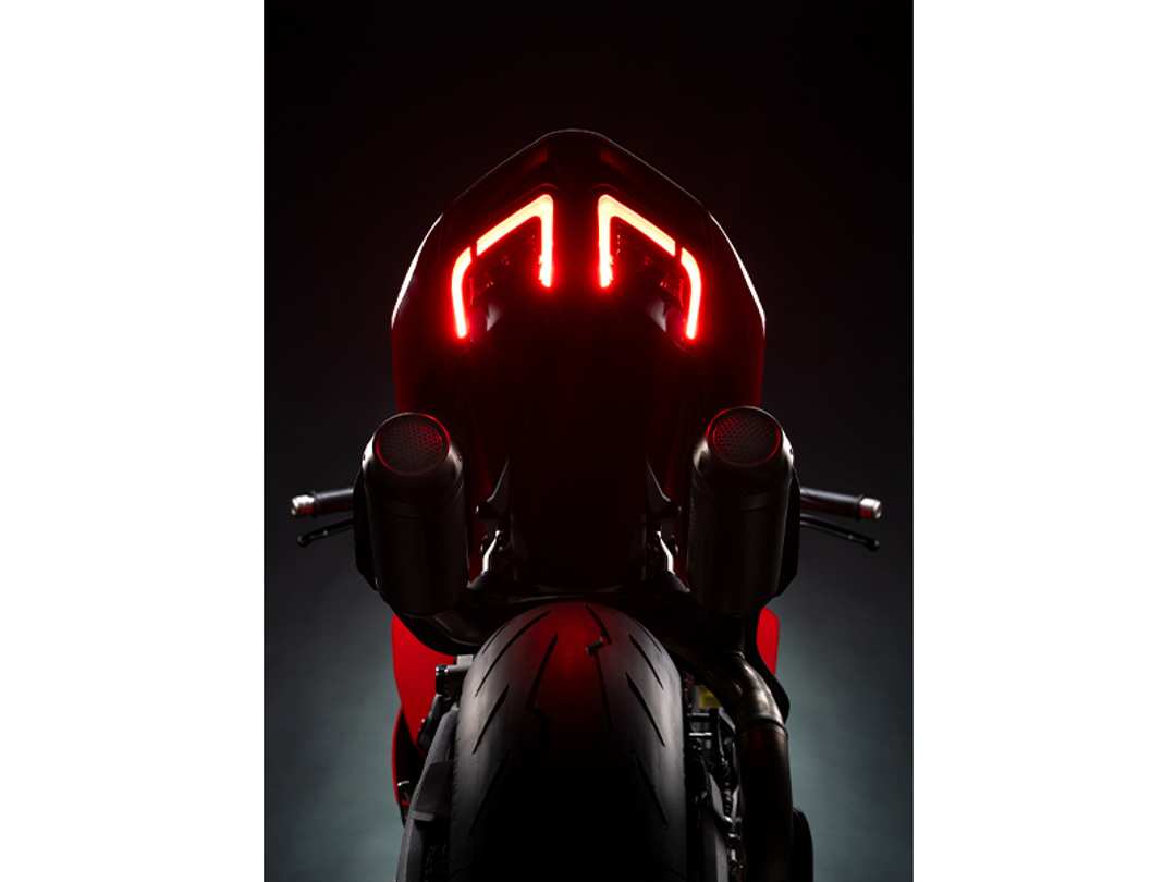 2026 Ducati Panigale V2 - Image 22