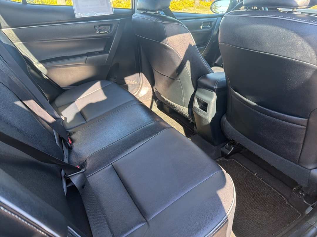 2018 Toyota Corolla L - Image 22