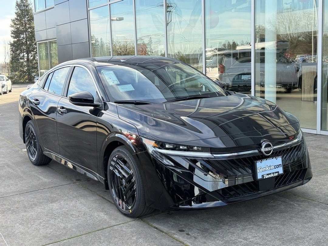 2026 Nissan Sentra SR - Image 2