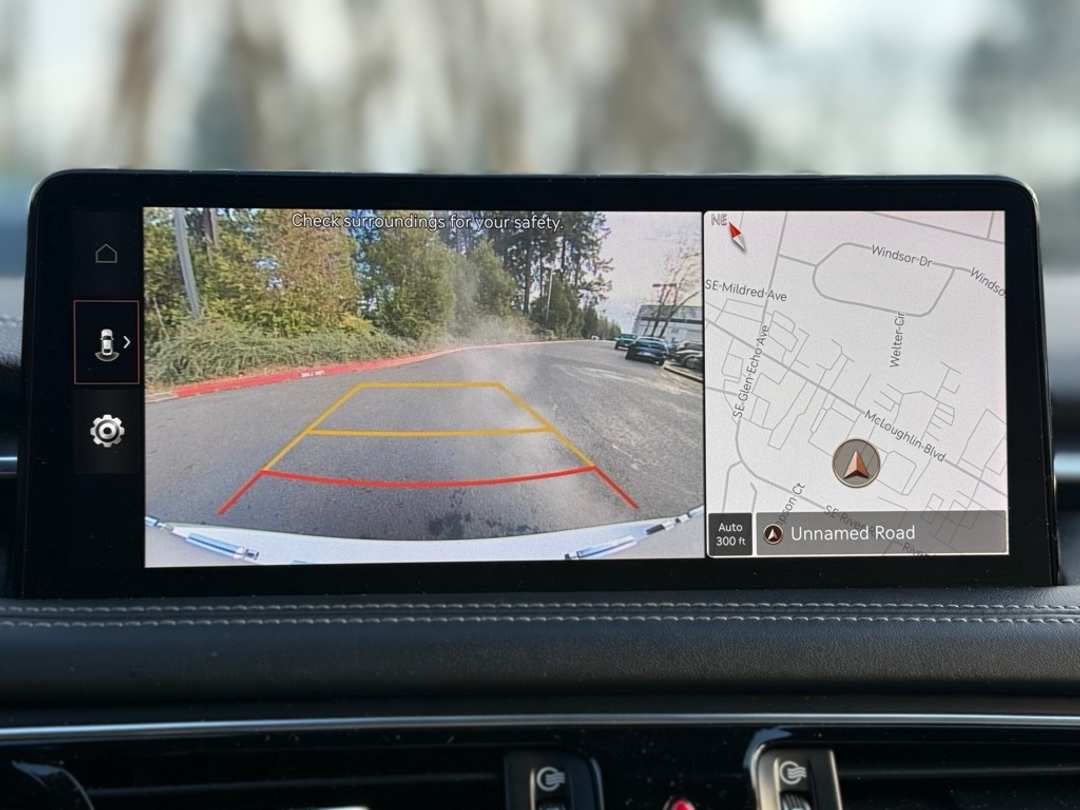 2022 Genesis G70 2.0T - Image 34