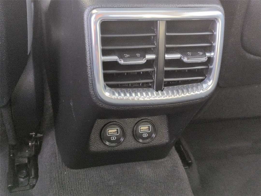 2021 Kia K5 EX - Image 25