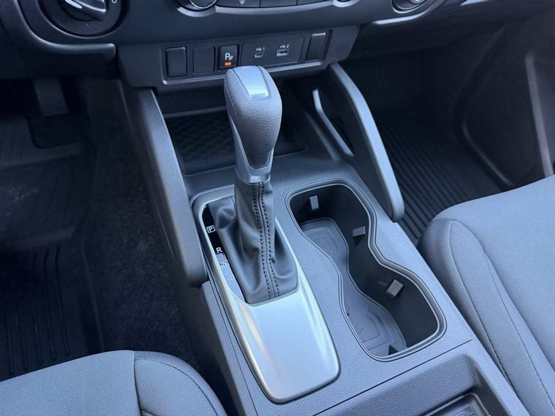 2026 Nissan Frontier S - Image 23