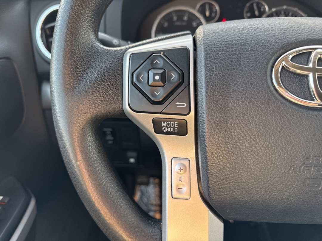 2014 Toyota Tundra SR5 - Image 32