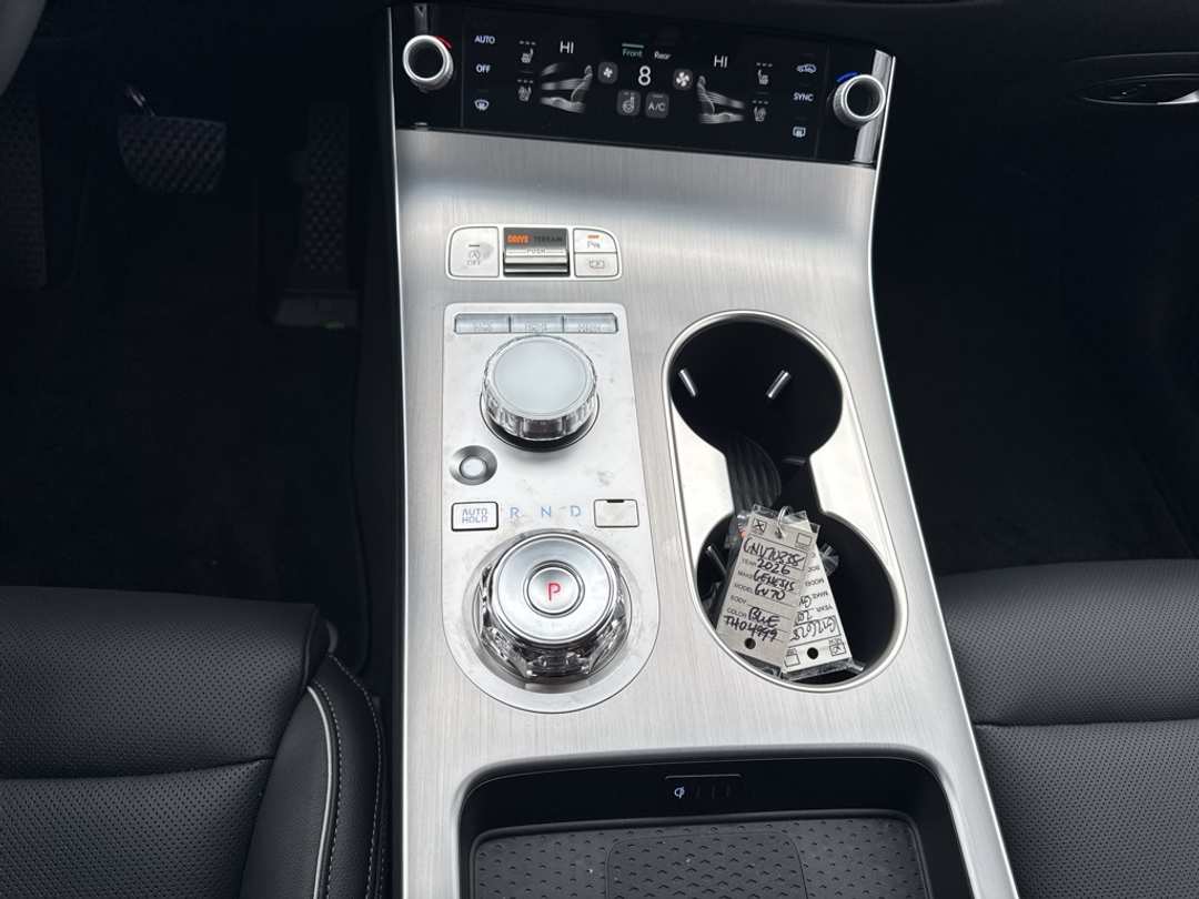 2026 Genesis Gv70 2.5T Advanced - Image 30