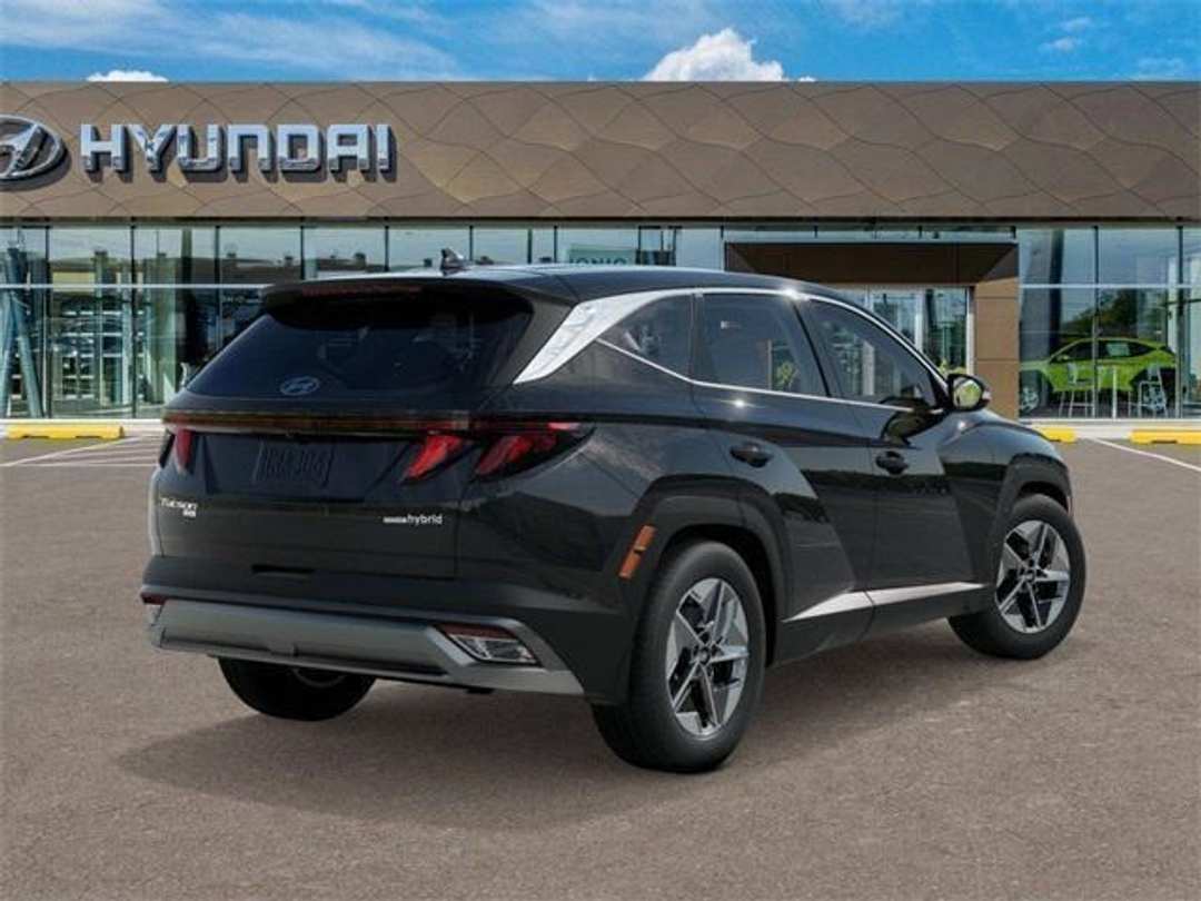 2026 Hyundai Tucson SEL - Image 4