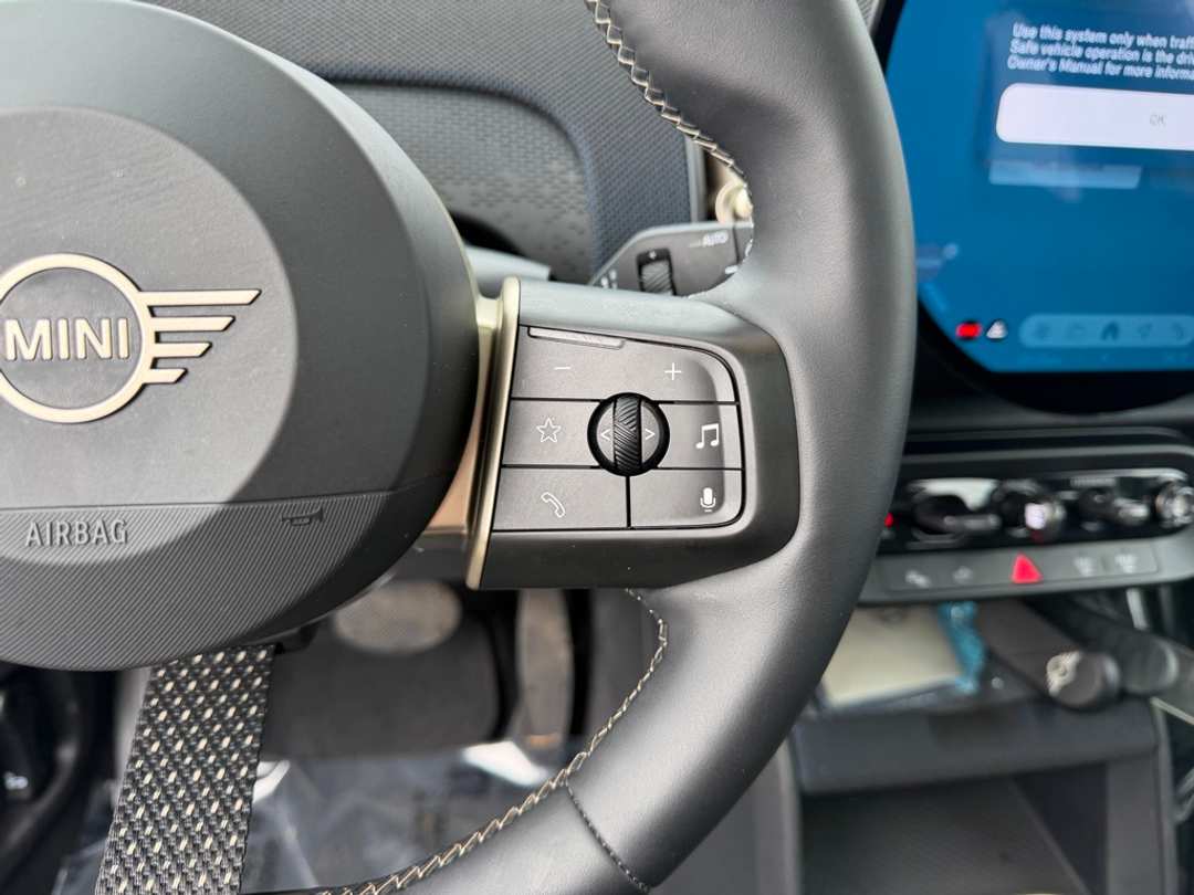 2025 MINI Cooper S Countryman Signature Plus - Image 20