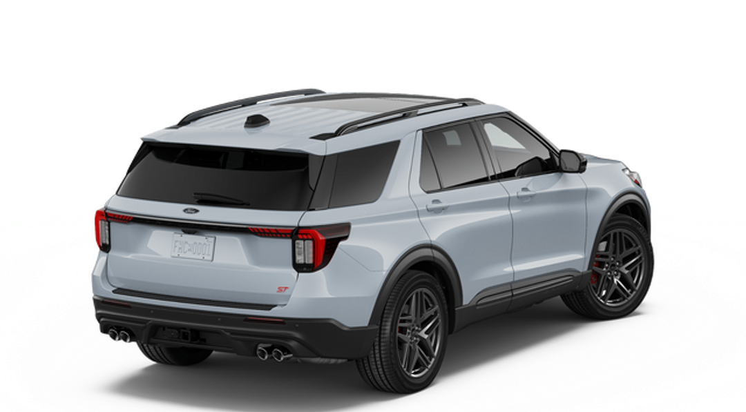 2026 Ford Explorer ST - Image 3