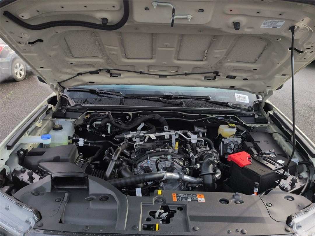 2025 Ford Ranger XLT - Image 30