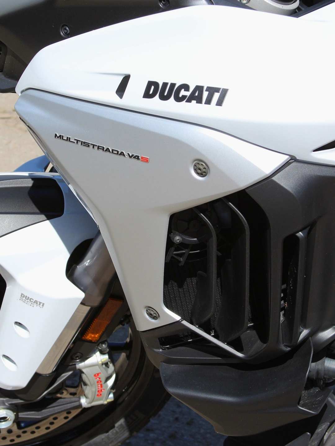 2023 Ducati Multistrada V4 S Travel & Radar - Image 3