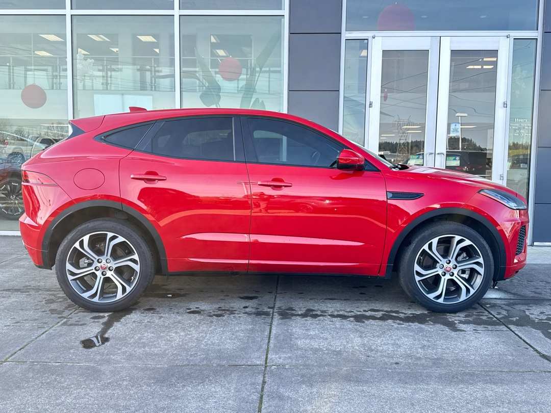 2018 Jaguar E-Pace First Edition - Image 2