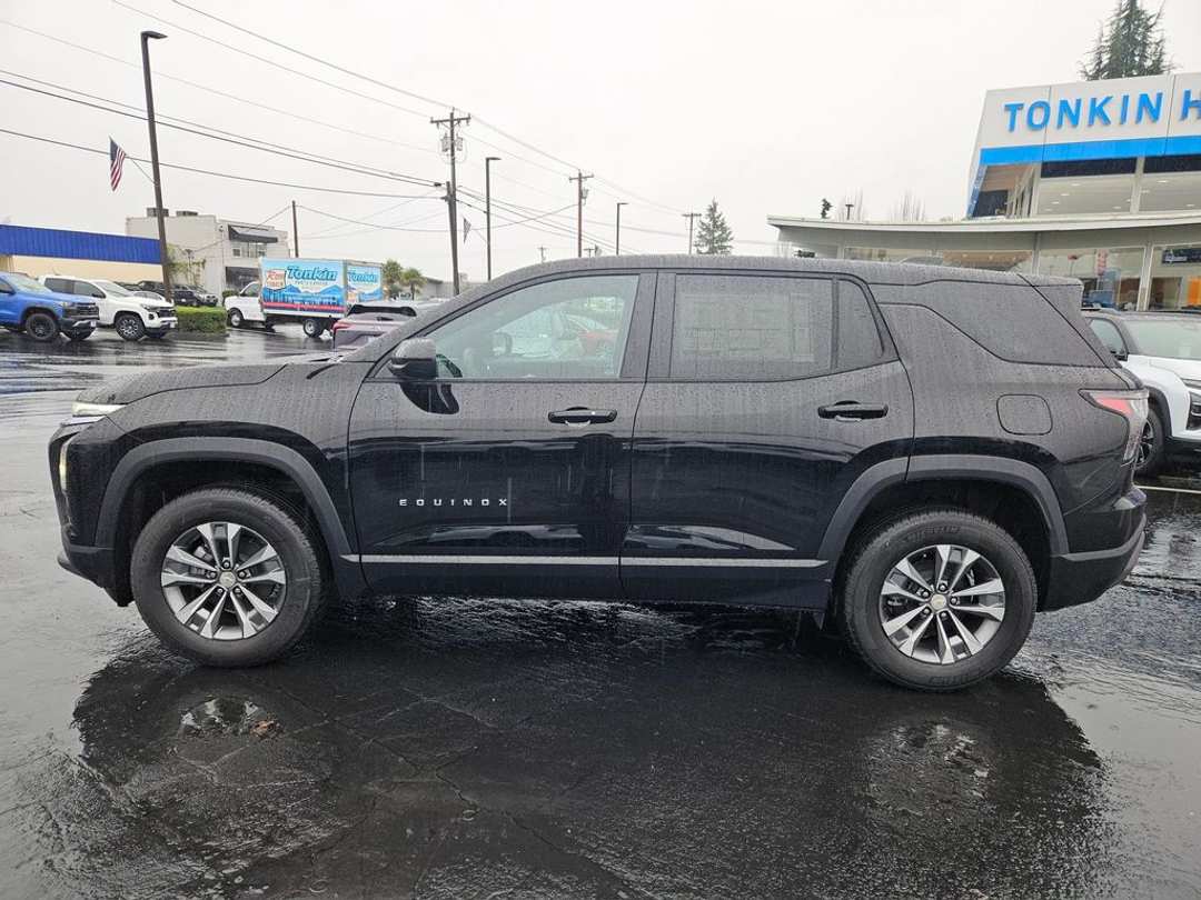 2026 Chevrolet Equinox LT - Image 3