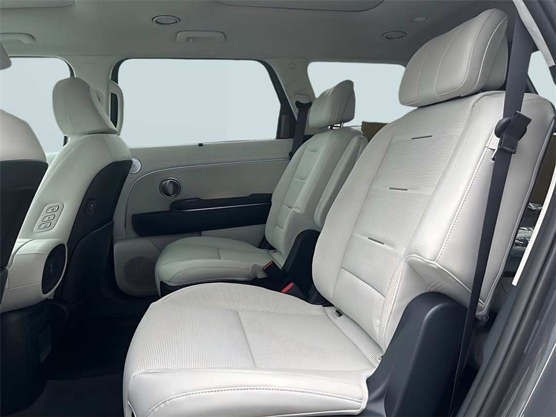 2026 Hyundai Palisade Calligraphy - Image 10