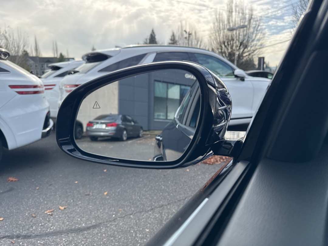 2026 Genesis G70 2.5T - Image 34