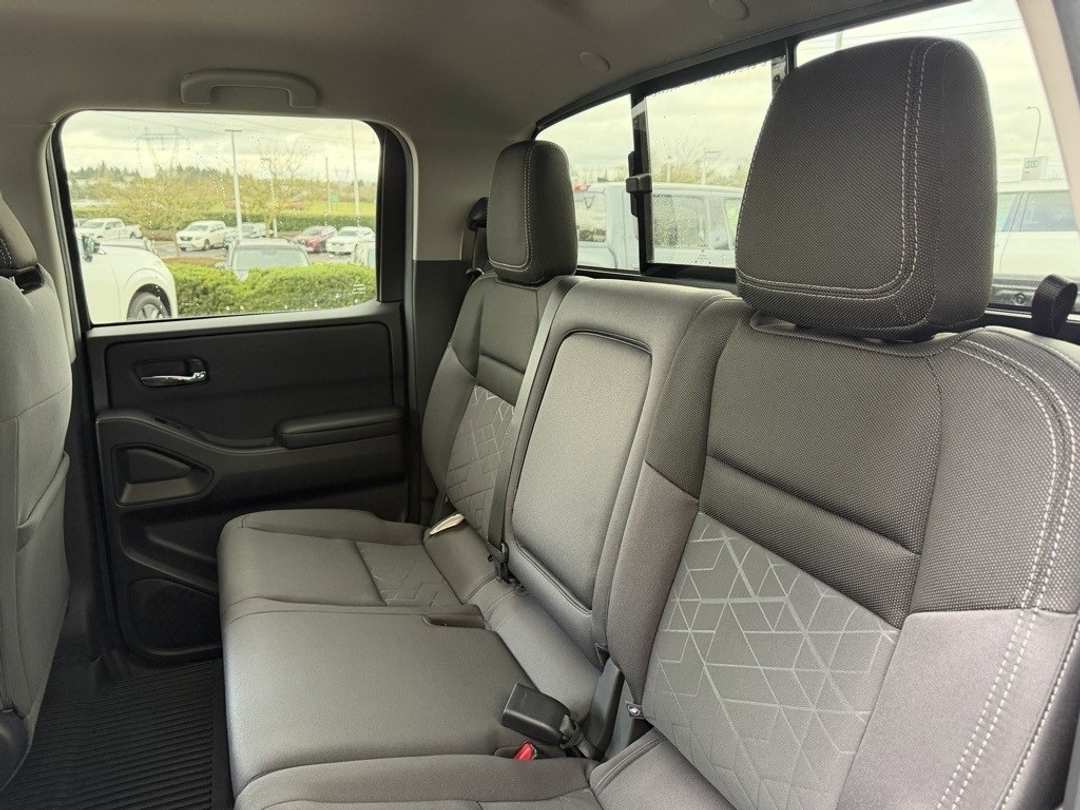 2026 Nissan Frontier SV - Image 30