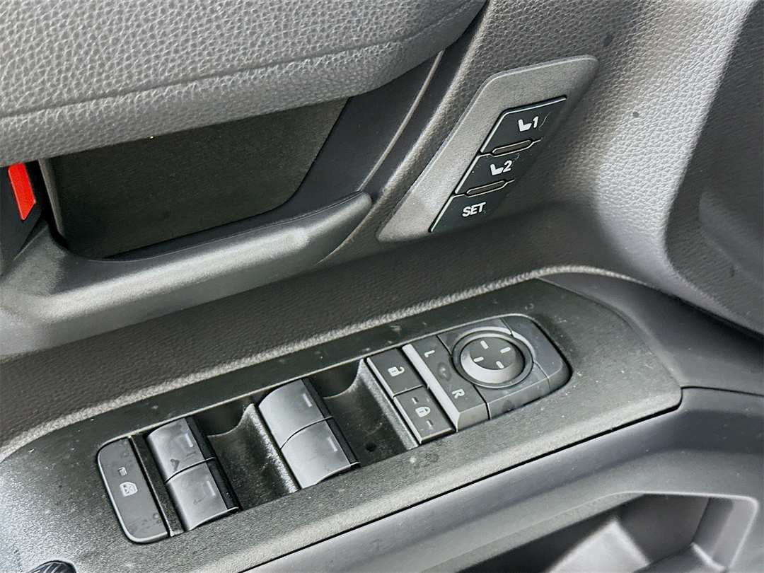 2025 Toyota 4Runner I-Force Max TRD Off Road Premium - Image 18