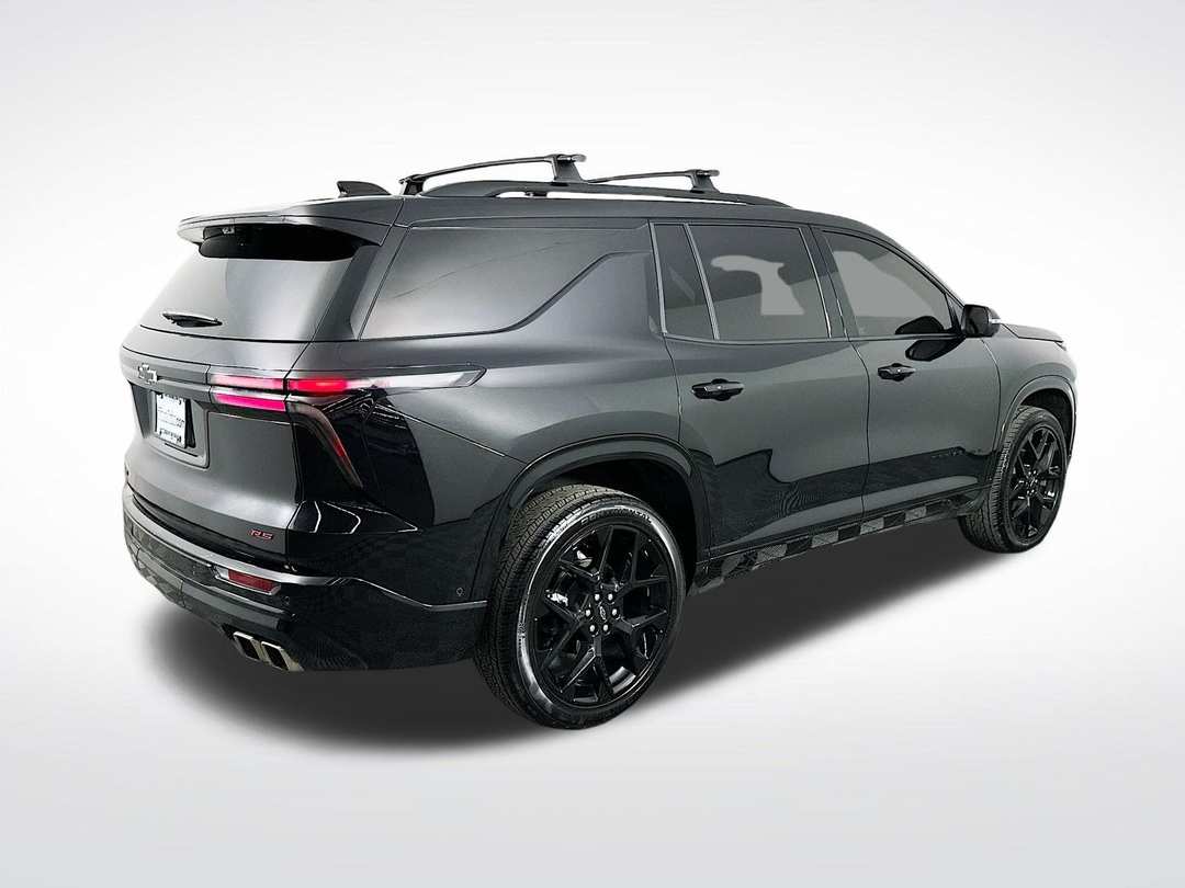 2025 Chevrolet Traverse RS - Image 8