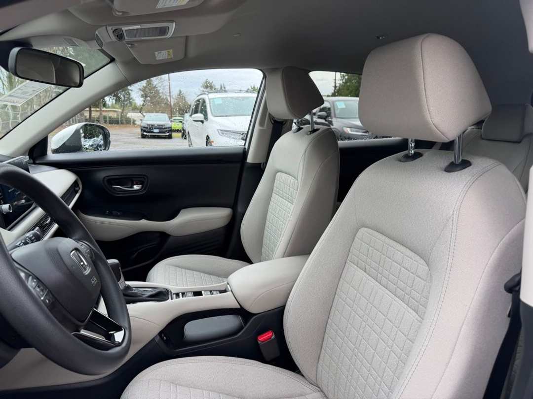 2026 Honda HR-V LX - Image 14