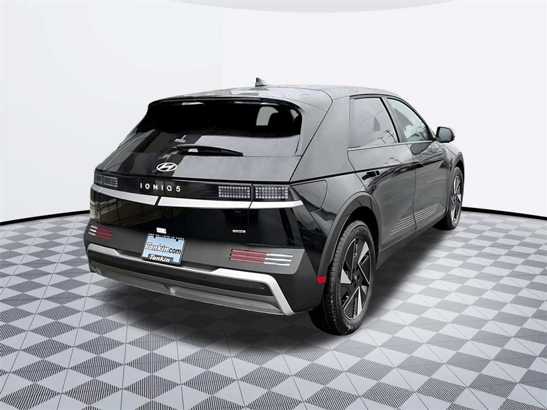2026 Hyundai Ioniq 5 SE - Image 7