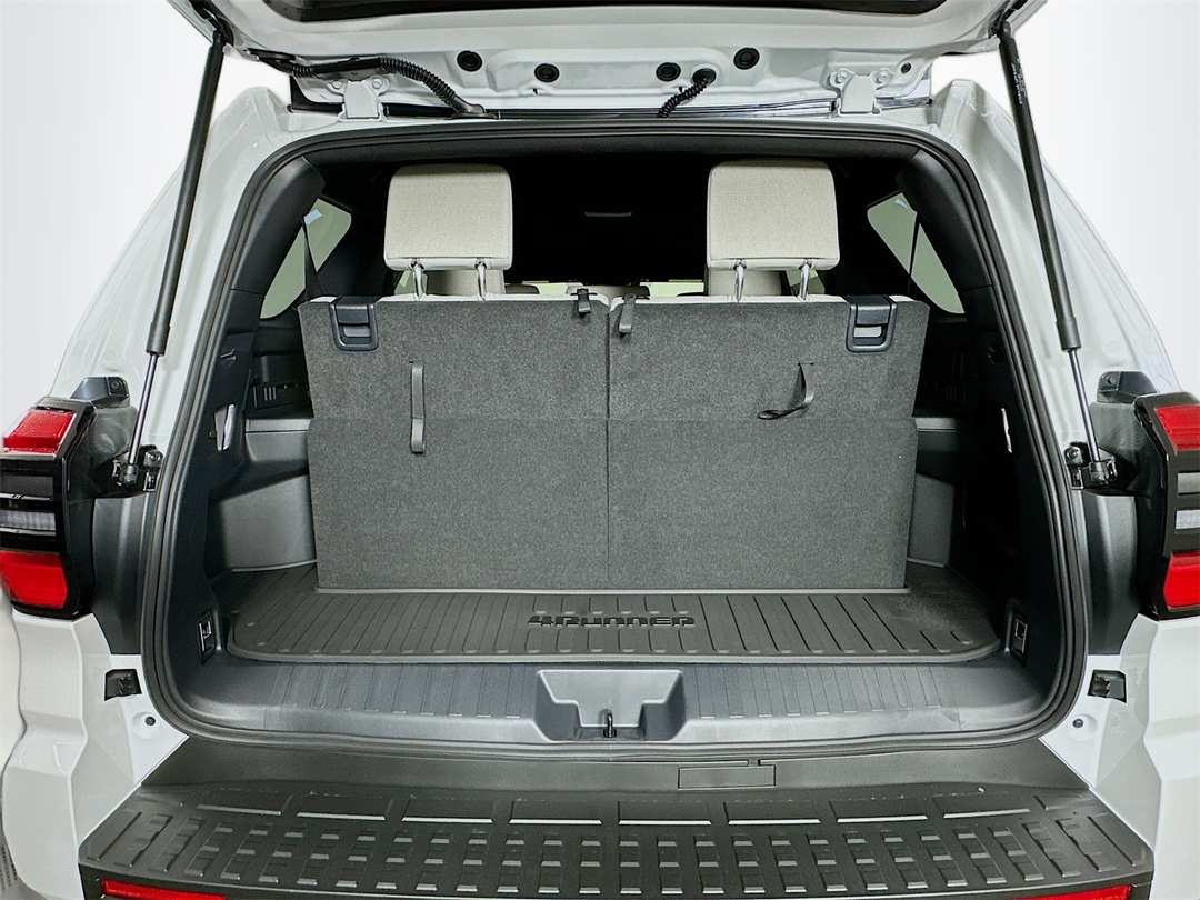 2026 Toyota 4Runner SR5 - Image 25