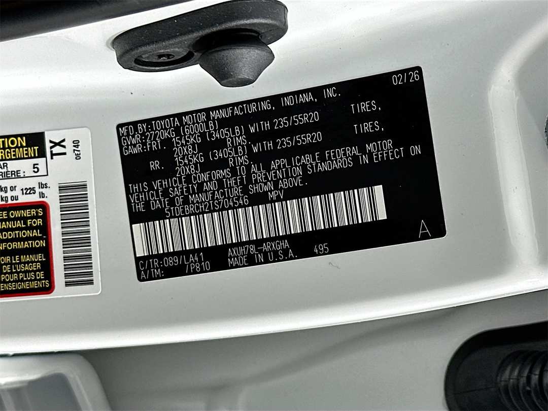 2026 Toyota Highlander Platinum - Image 35