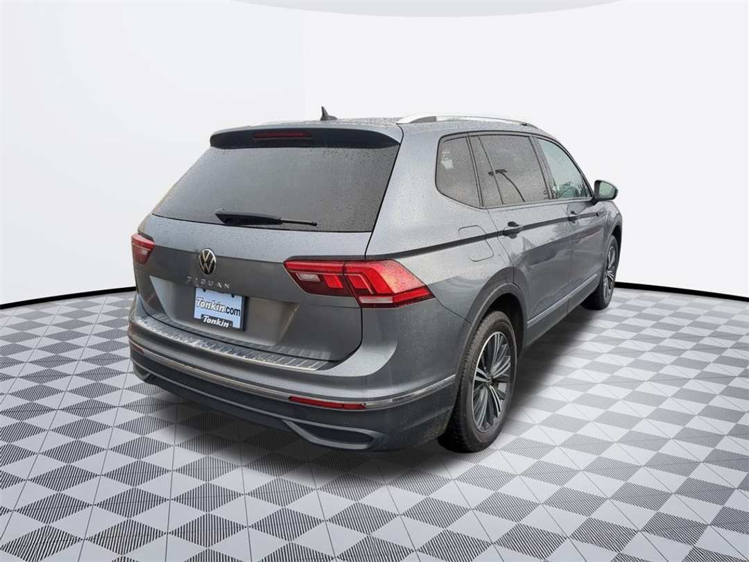2024 Volkswagen Tiguan 2.0T Wolfsburg Edition - Image 6
