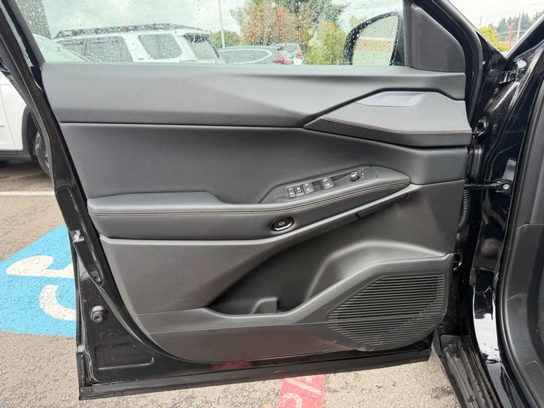 2026 Jeep Cherokee Laredo - Image 12