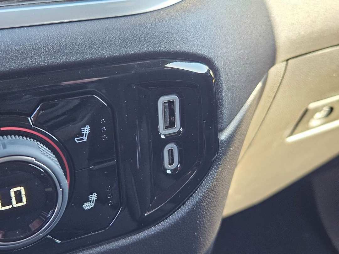 2026 Chevrolet Silverado 1500 RST - Image 25