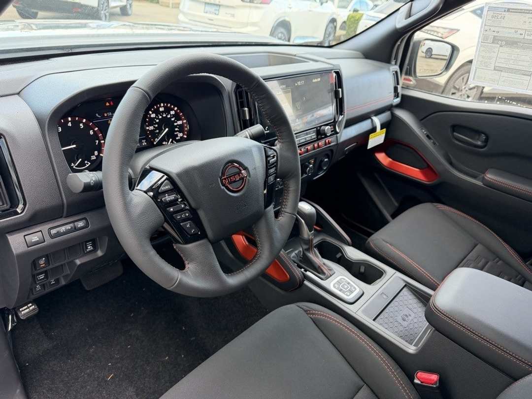 2026 Nissan Frontier PRO4X - Image 15
