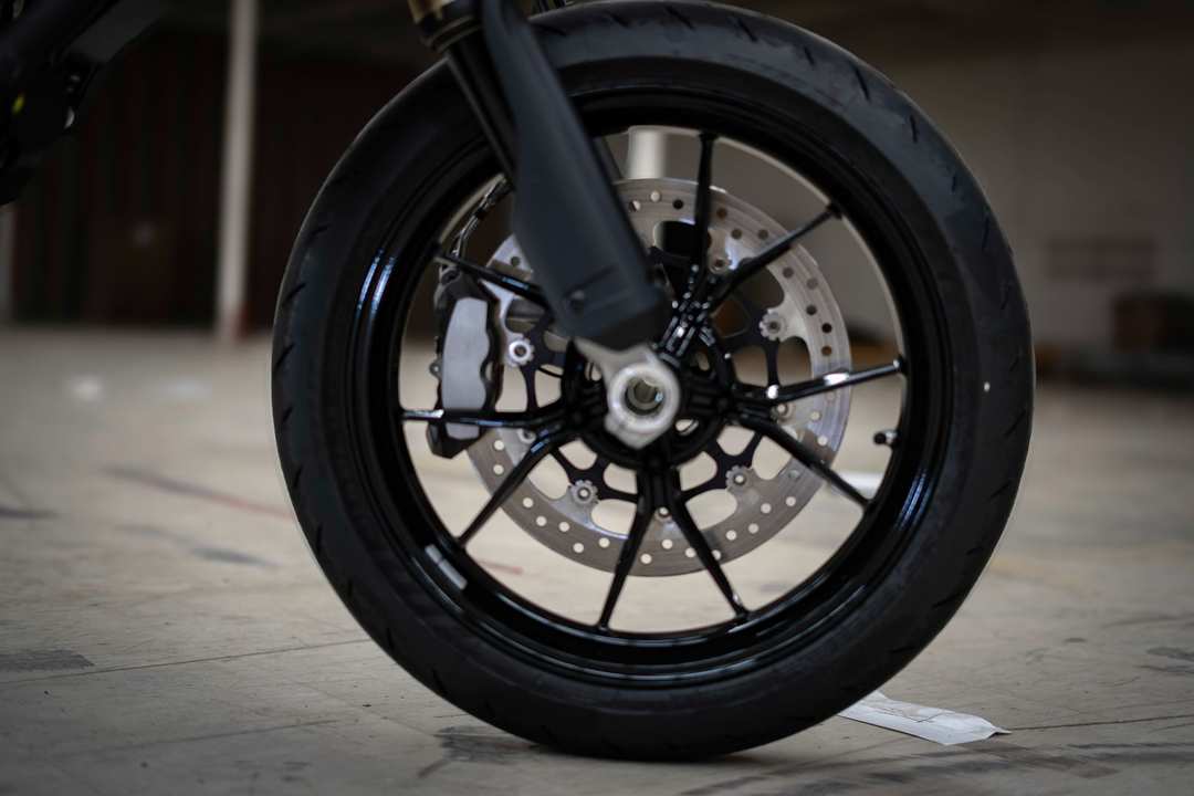 2024 Ducati Hypermotard 698 Mono - Image 6