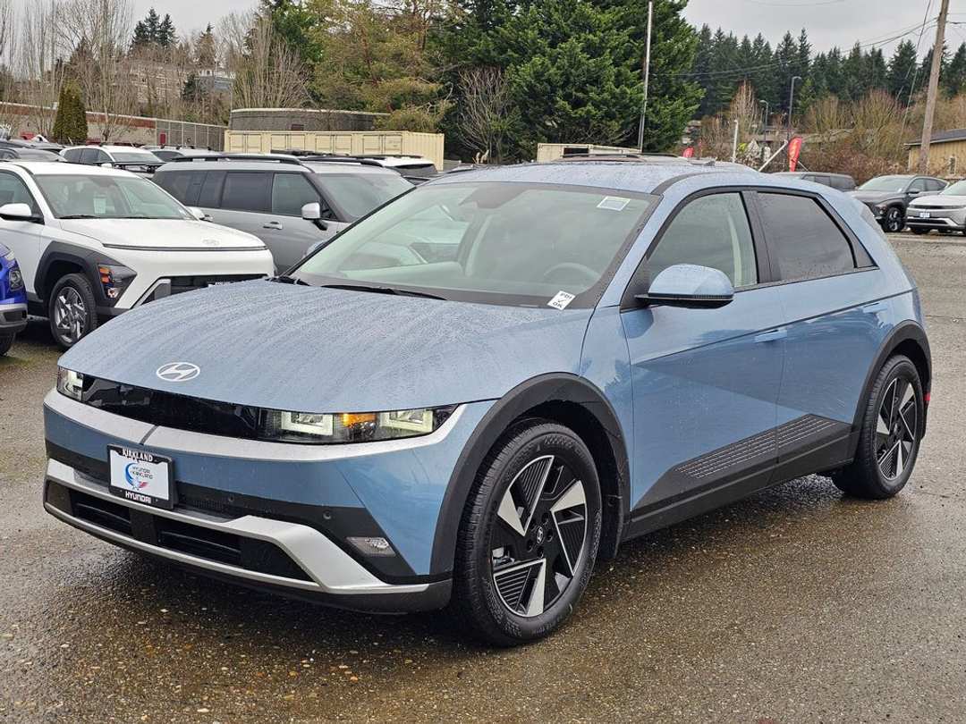 2026 Hyundai Ioniq 5 SEL - Image 3