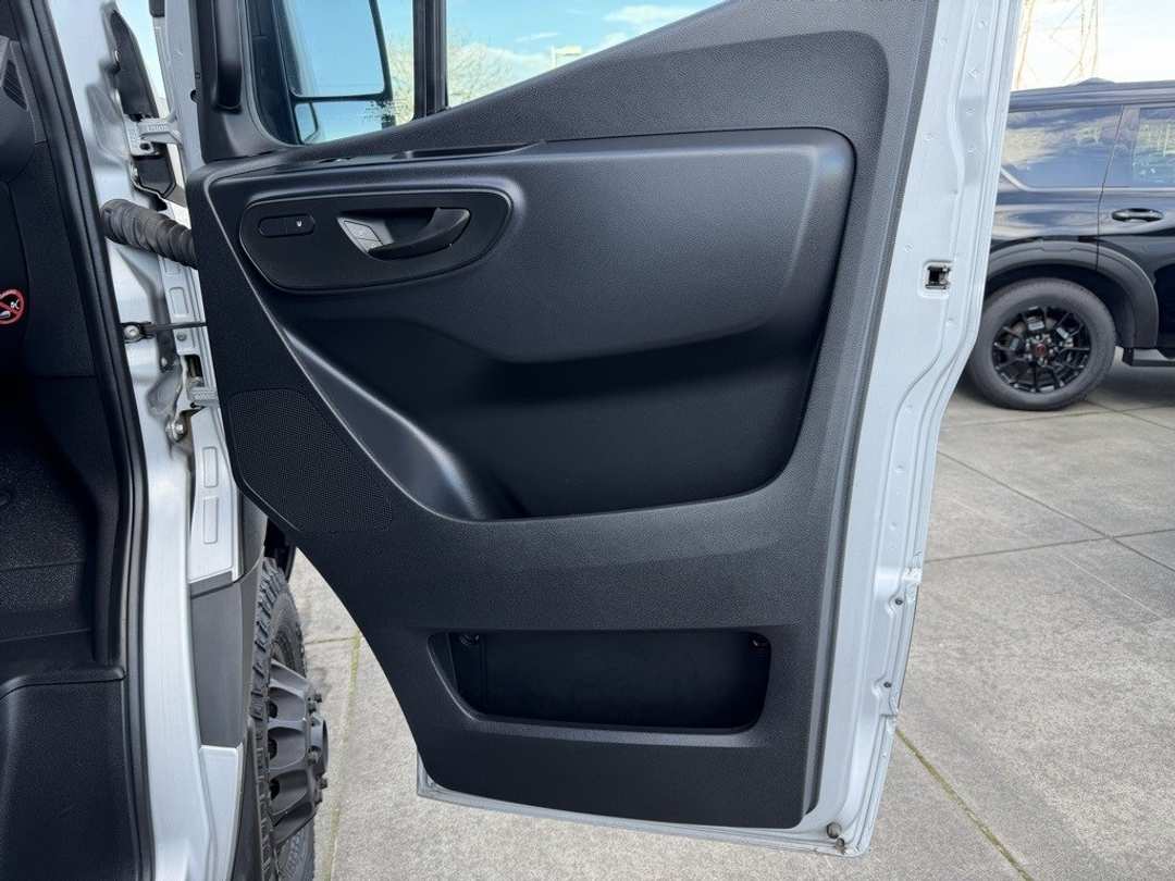 2023 Mercedes-Benz Sprinter 3500 Cargo 144 WB - Image 28