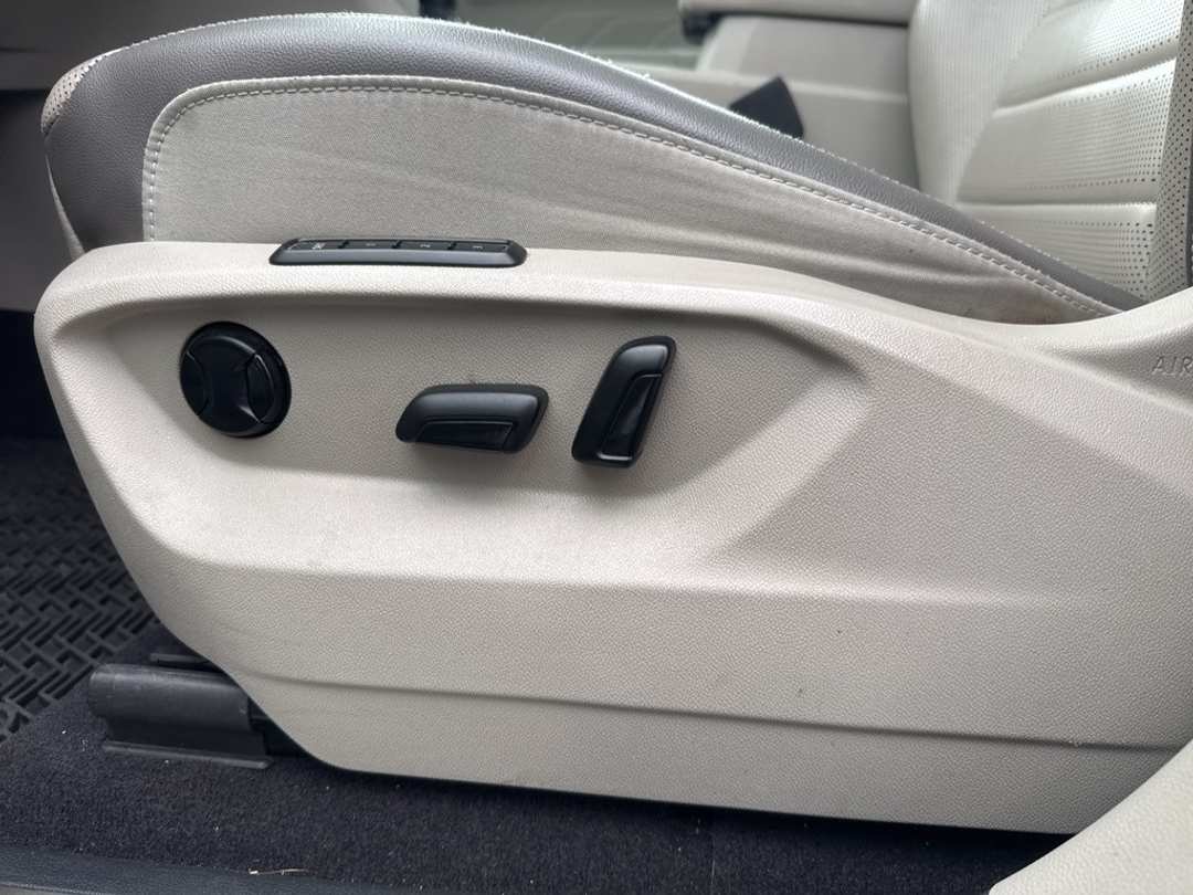 2021 Volkswagen Atlas SEL Premium - Image 15