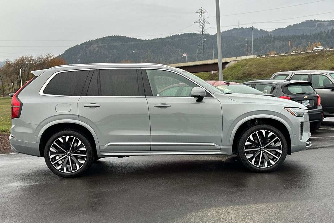 2026 Volvo Xc90 B6 Plus 7Seater - Image 2