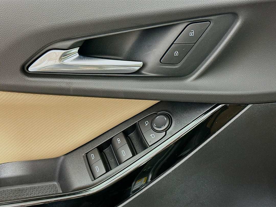 2026 Chevrolet Equinox ACTIV - Image 18