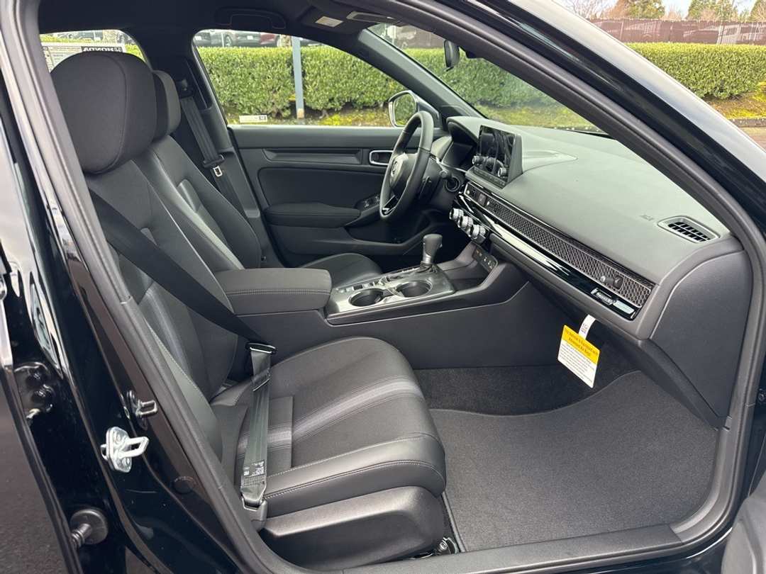 2026 Honda Civic Sport - Image 19