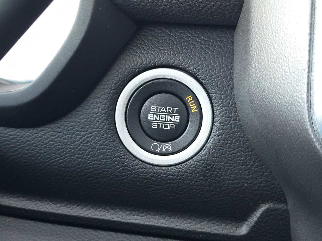 2020 Ram 3500 Laramie - Image 21