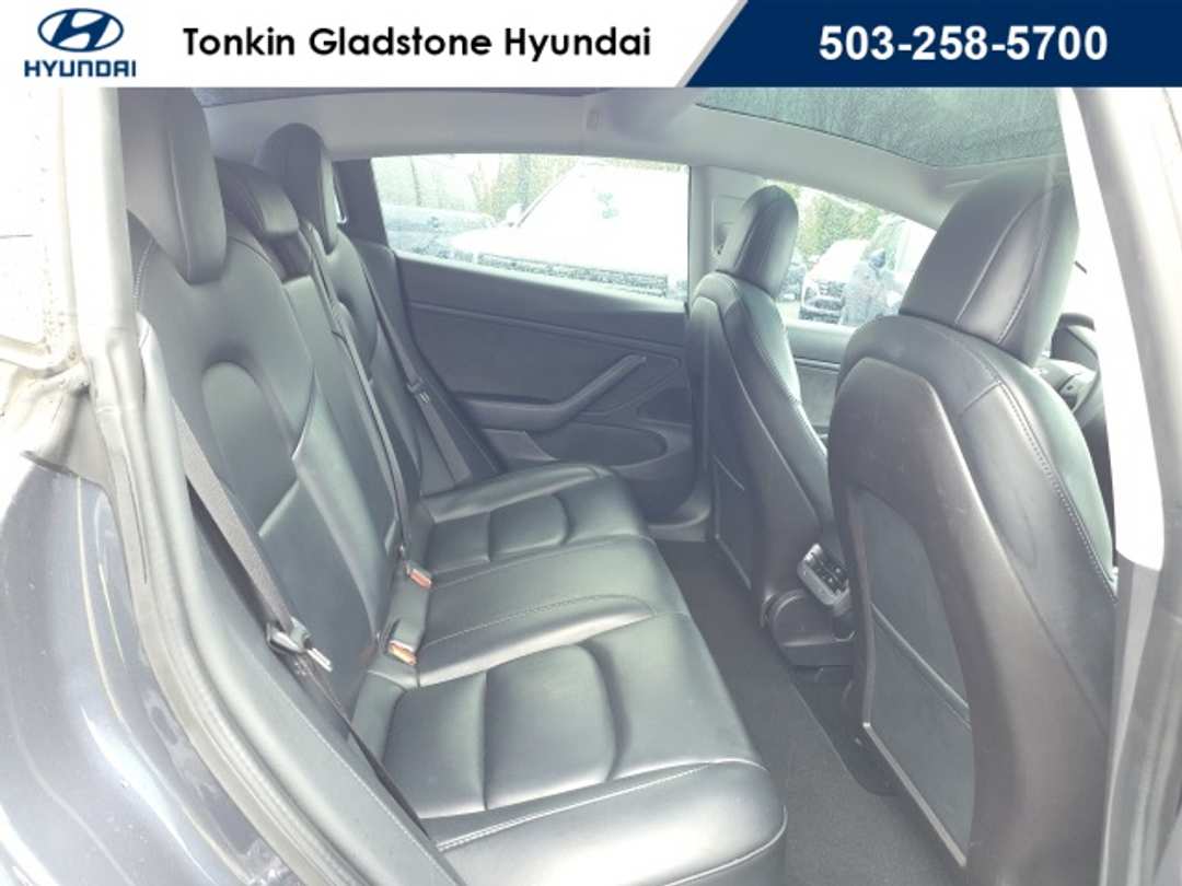 2020 Tesla Model 3 Performance - Image 21