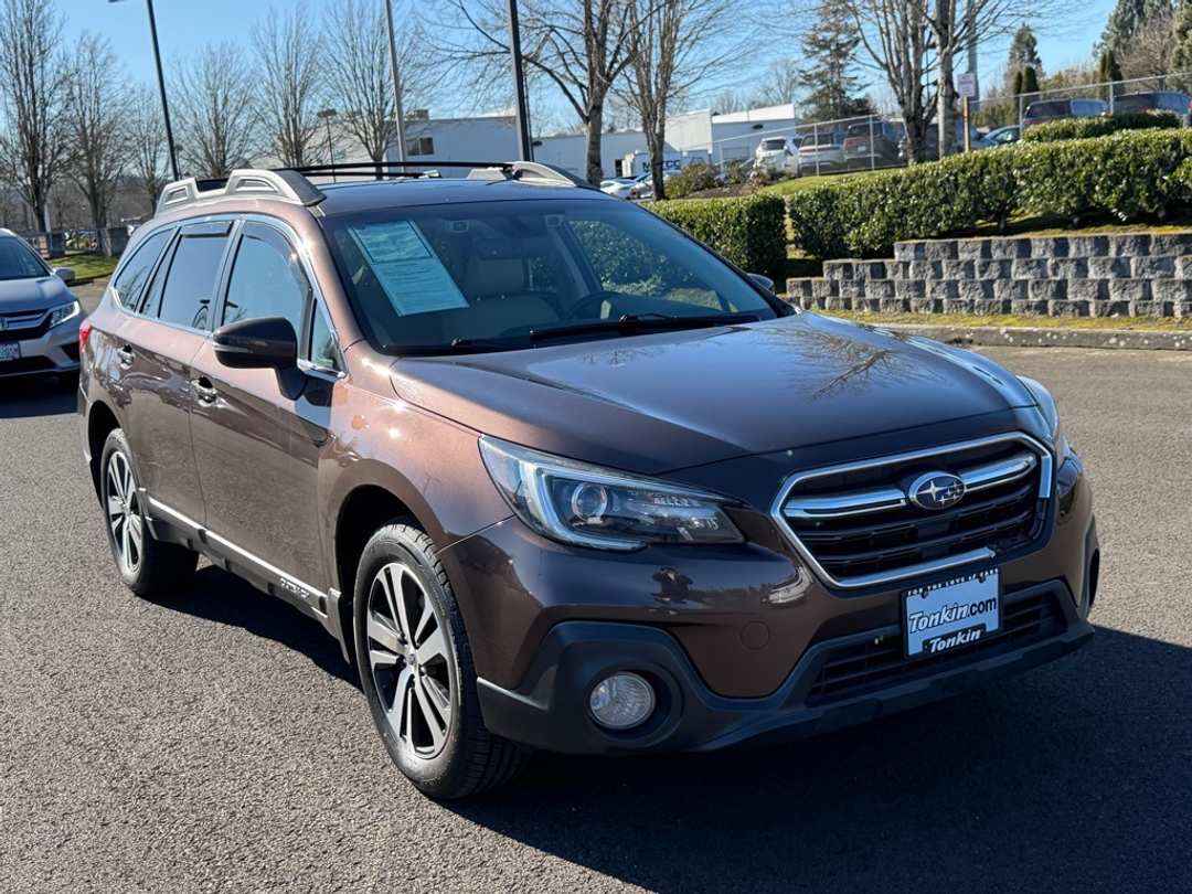 2019 Subaru Outback 3.6R - Image 2